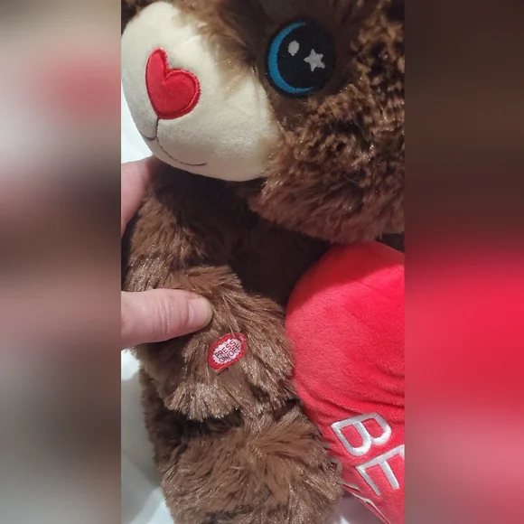 Cutest & Softest Stuffed Teddy Bear, Lites-Up & Sings "I Got You Babe"!! New!! - Picture 4 of 11